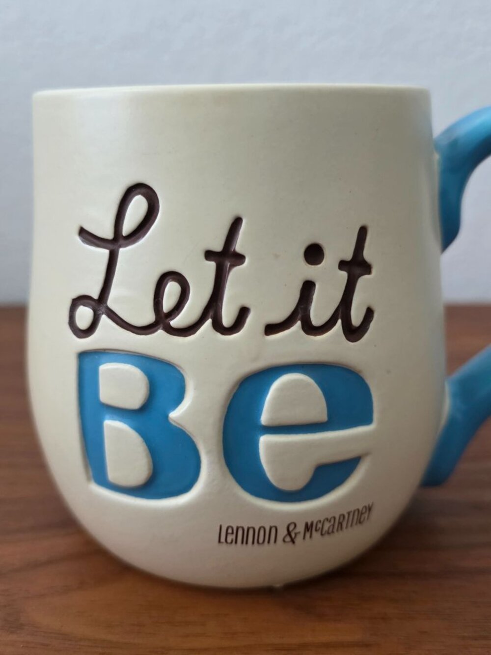 1998 Hallmark LET IT BE Lennon & McCartney Beatles Blue Handle Ceramic 14oz Mug - Picture 2 of 9